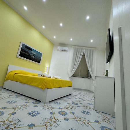 Dimora Poseidon Apartment Naples Luaran gambar